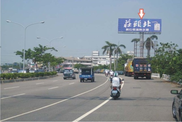 SD-H-0003A-TBAR-台中市烏日區中山路-烏日高鐵站往烏日交流道方向廣告看板